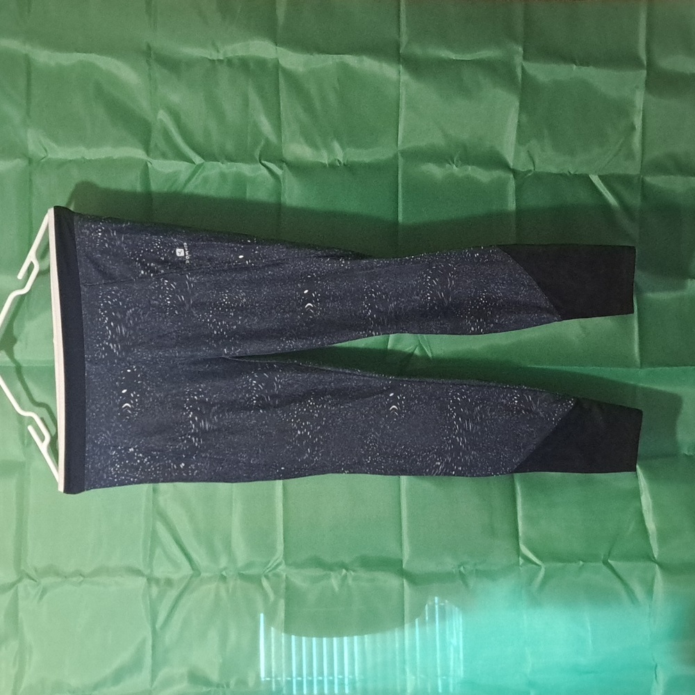 Youth/Women's Athleticwear / Yoga Pants